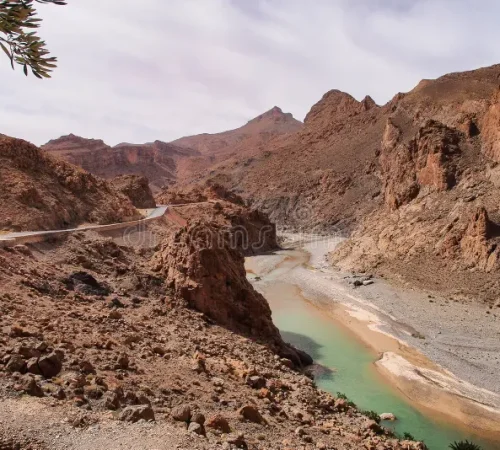 moroccan-mountain-landscape-midelt-abd-erfoud-moroccan-mountain-landscape-midelt-abd-erfoud-morocco-africa-152606485